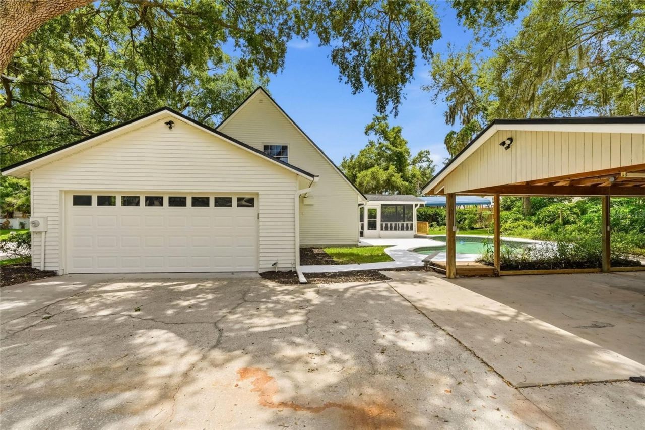 1102 Samy Drive, Tampa, FL 33613 Photo