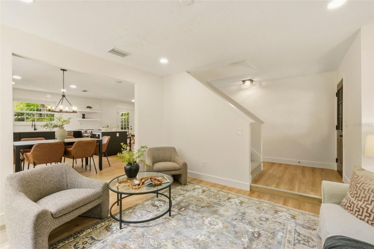 1102 Samy Drive, Tampa, FL 33613 Photo