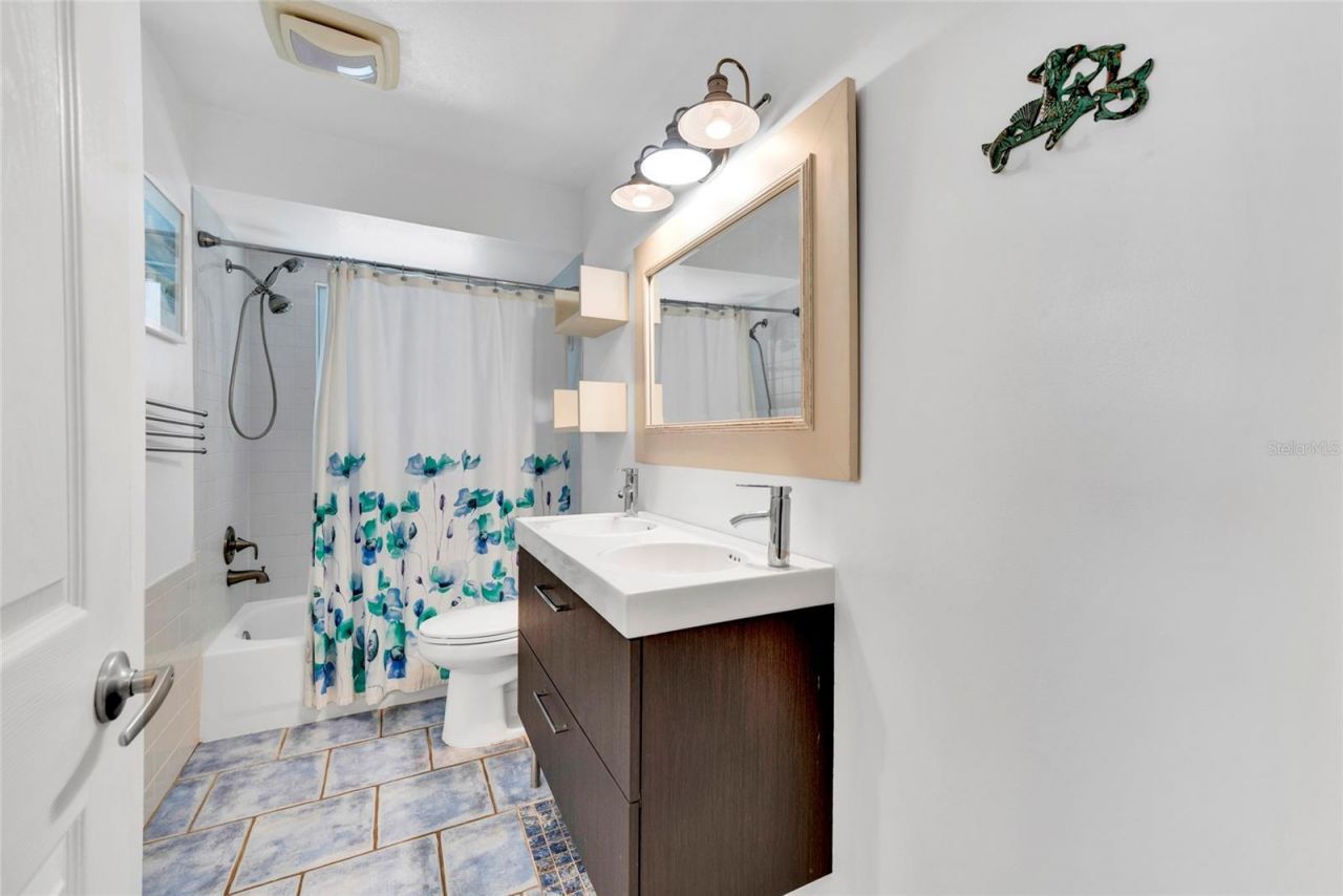 11775 112th Avenue, Seminole, FL 33778 Photo