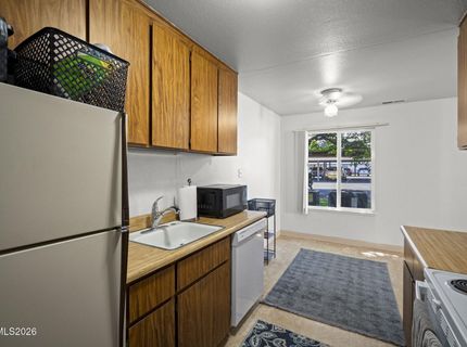 400 S Saliman Road, Unit 129, Carson City, NV 89701 Photo