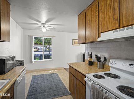 400 S Saliman Road, Unit 129, Carson City, NV 89701 Photo