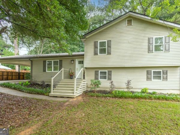 105 Stone Wood Lane, Lawrenceville, GA 30046