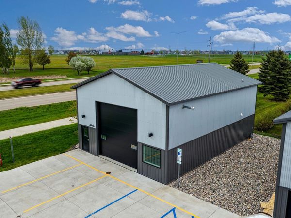 6141 53rd Avenue S, Unit 8, Fargo, ND 58104