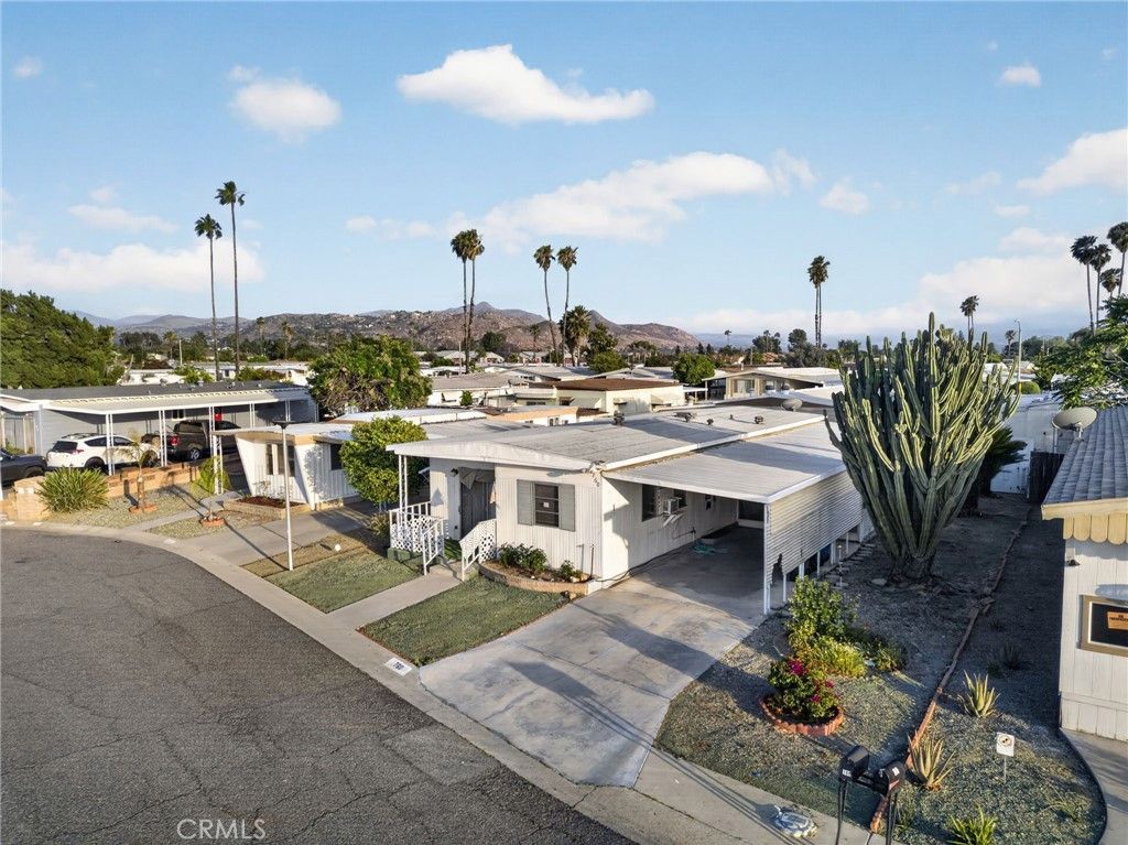 760 Santa Clara, Hemet, CA 92543 Main Photo
