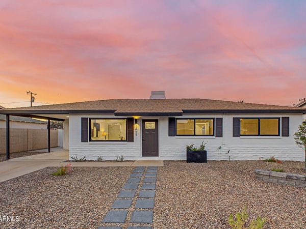 1018 E RUTH Avenue, Phoenix, AZ 85020