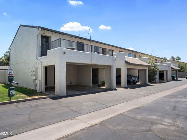 3136 N 38TH Street, Unit 11, Phoenix, AZ 85018