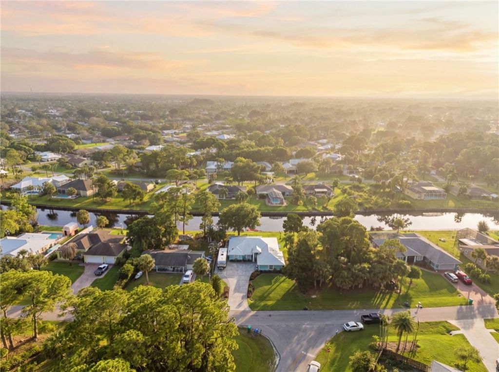 677 Wimbrow Drive, Sebastian, FL 32958 Photo