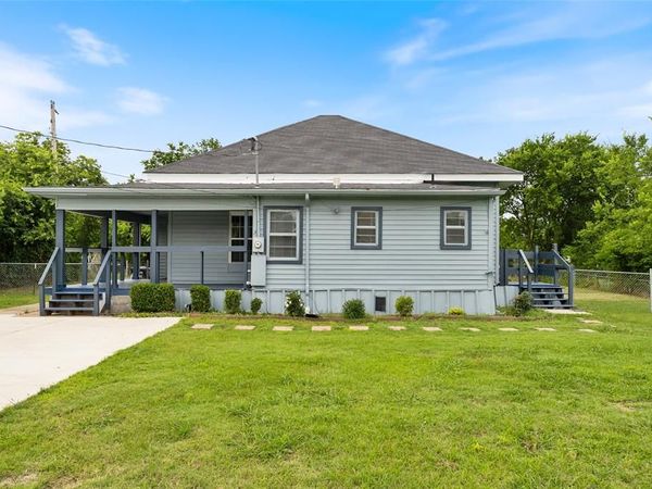 4305 Templeton Street, Greenville, TX 75401