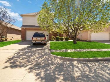 2680 Silver Hill Drive, Fort Worth, TX 76131