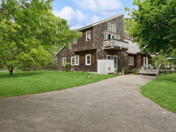 131 Red Creek Road, Hampton Bays, NY 11946