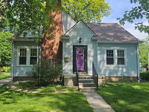 211 Starr Avenue, Pontiac, MI 48341
