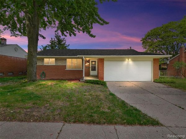 29242 Barkley Street, Livonia, MI 48154