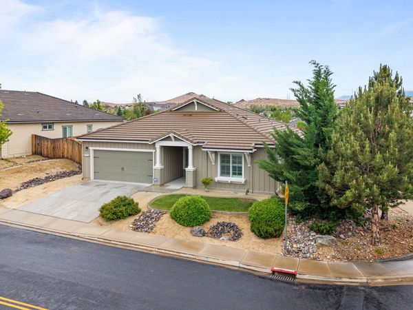 727 Tempiute Court, Sparks, NV 89436