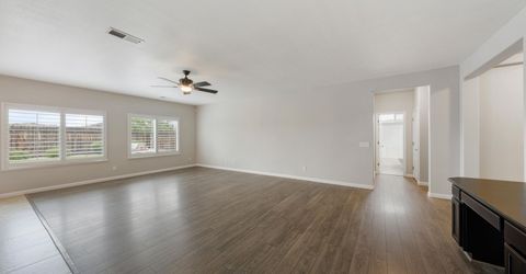 727 Tempiute Court, Sparks, NV 89436 Photo