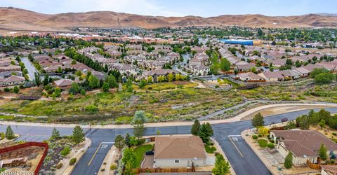 727 Tempiute Court, Sparks, NV 89436 Photo
