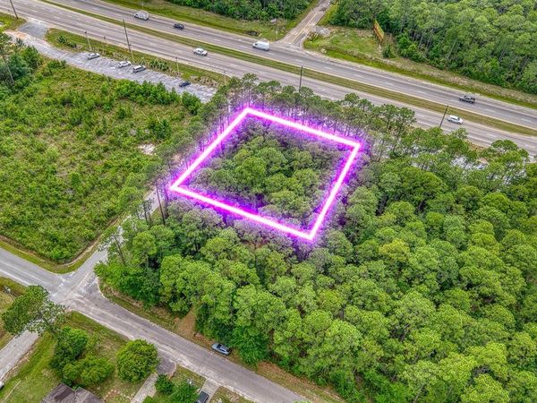 Avalon Blvd, Milton, FL 32583