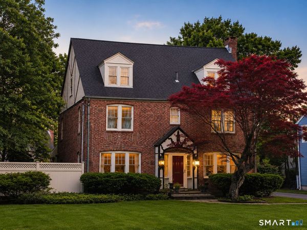 1649 Asylum, West Hartford, CT 06117