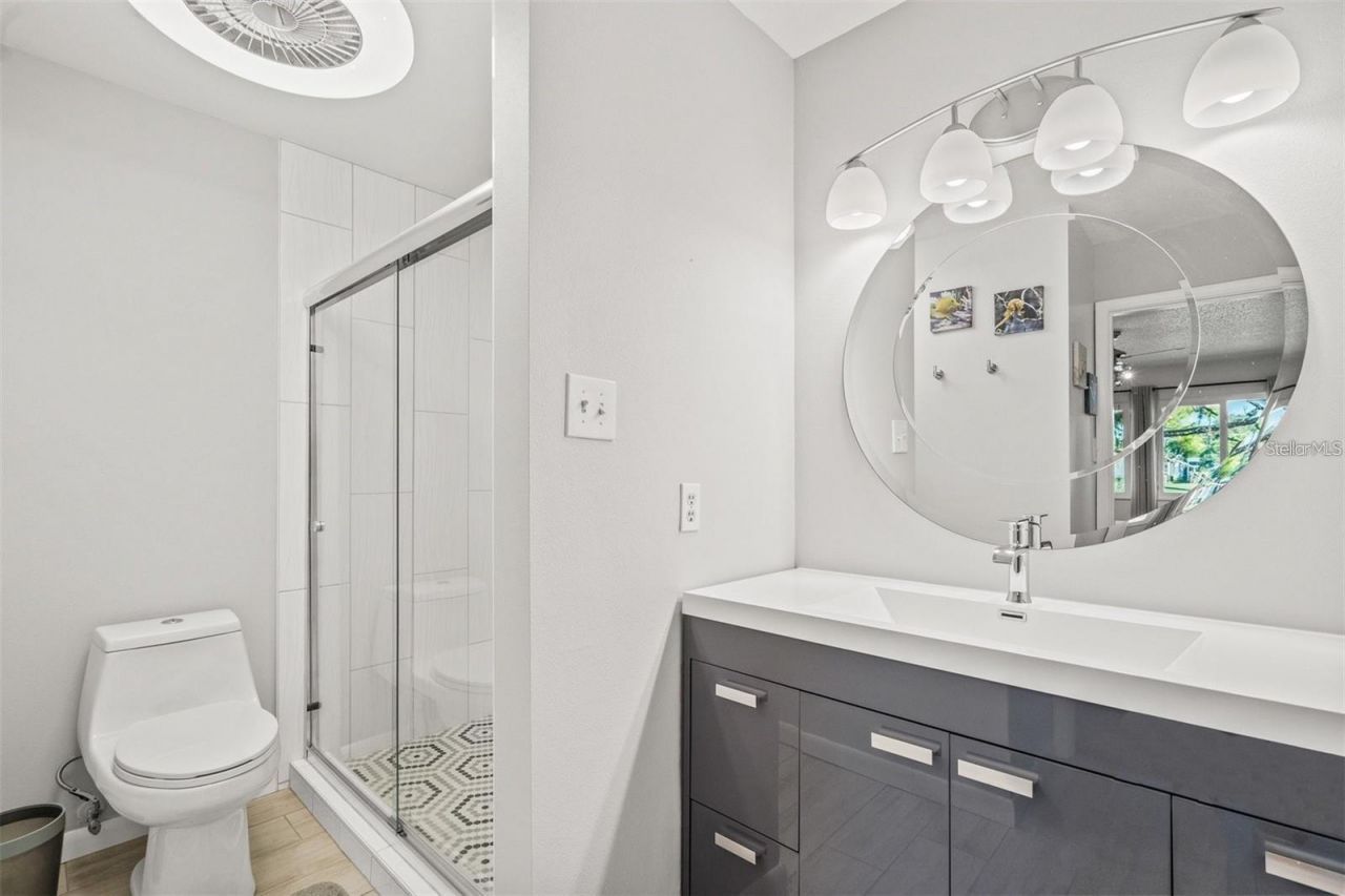 5147 Willow Links, Unit 18, Sarasota, FL 34235 Photo