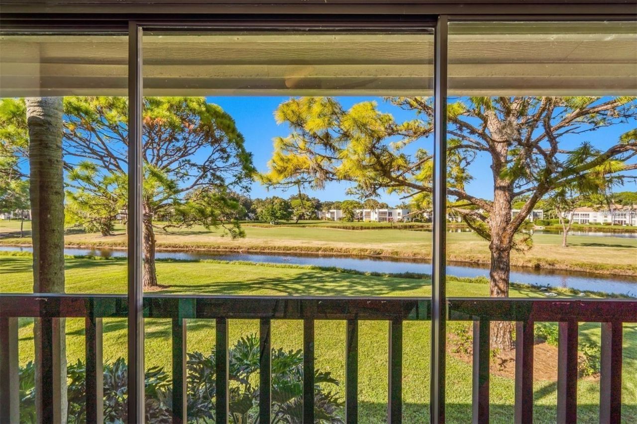 5147 Willow Links, Unit 18, Sarasota, FL 34235 Photo