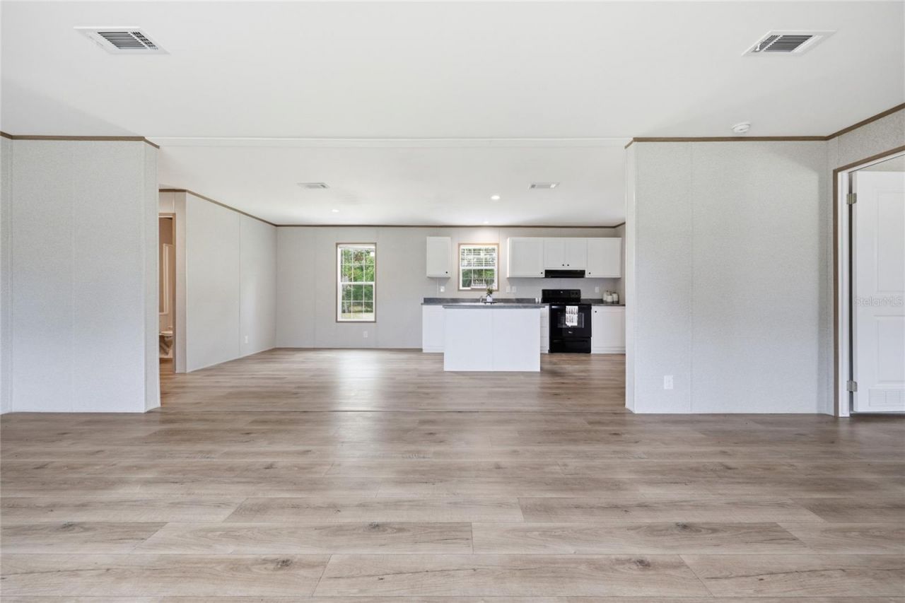 8611 NE 61st Place, Bronson, FL 32621 Photo