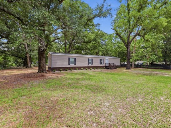 215 SW ALPINE PLACE , HIGH SPRINGS, FL 32643