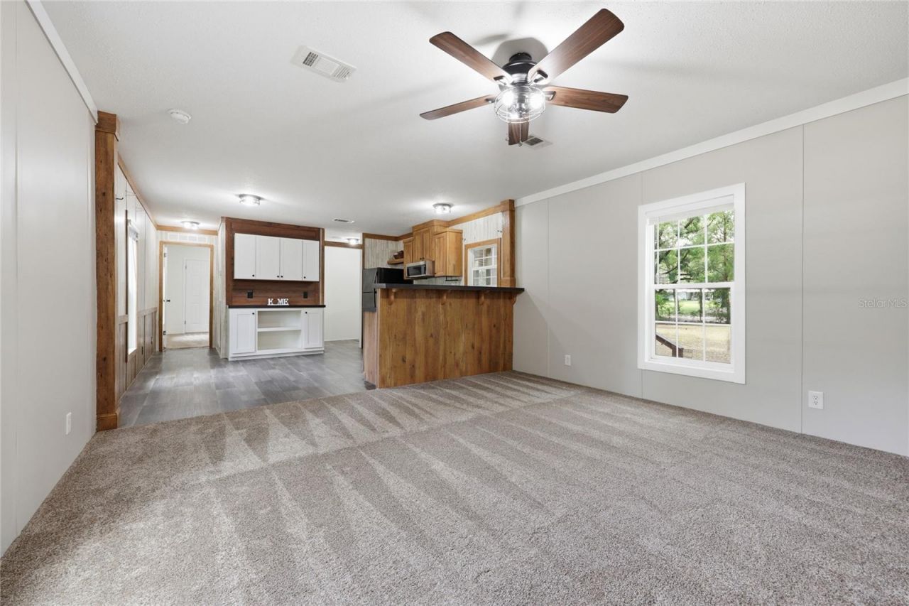 215 SW Alpine Place, High Springs, FL 32643 Photo