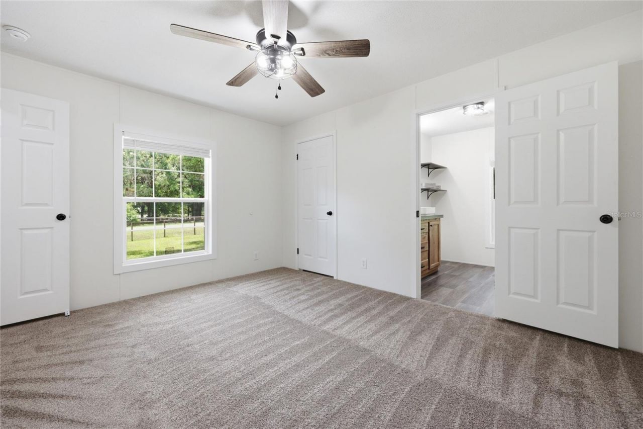 215 SW Alpine Place, High Springs, FL 32643 Photo