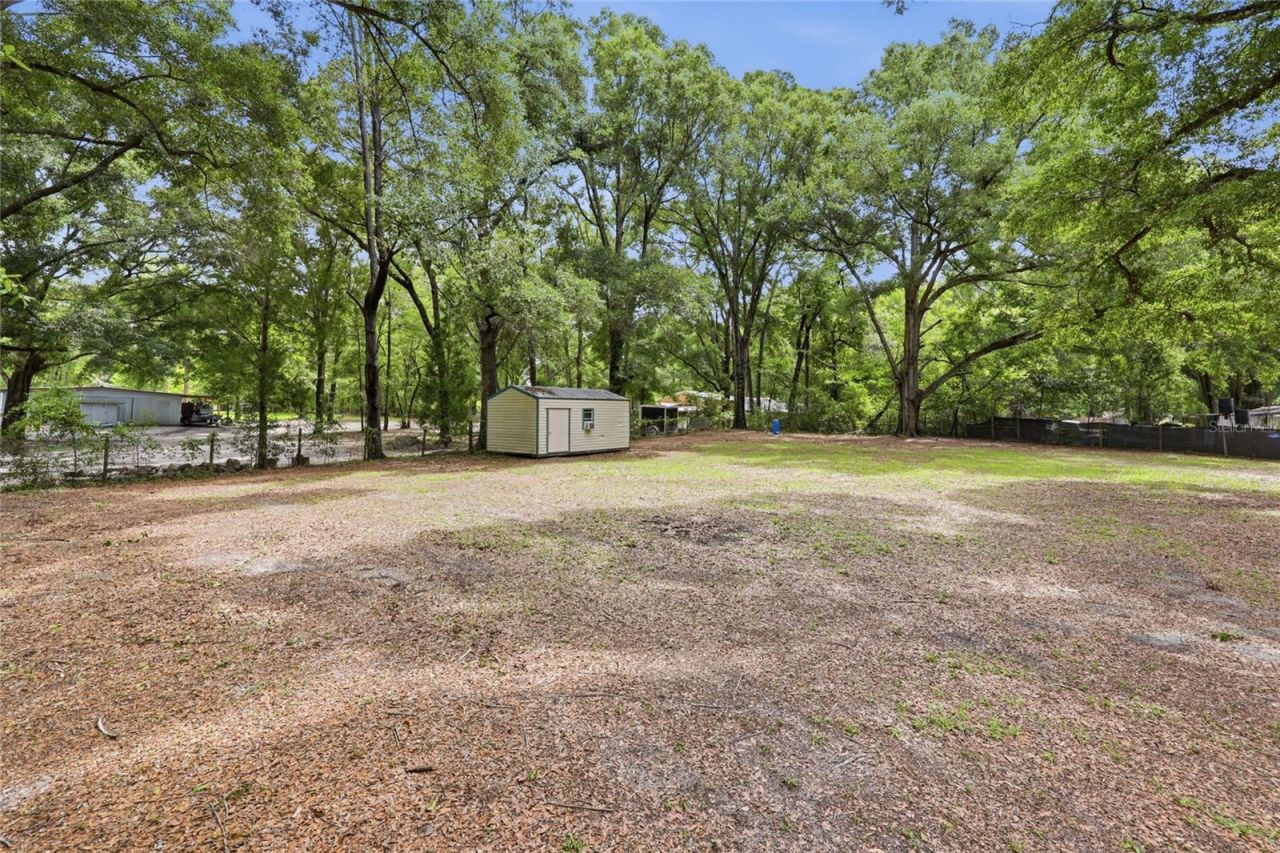 215 SW Alpine Place, High Springs, FL 32643 Photo