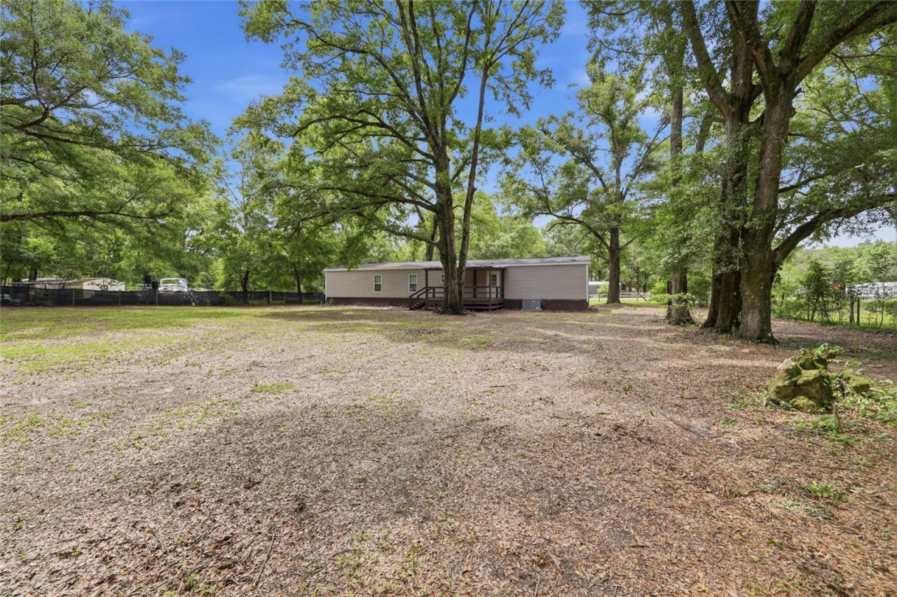 215 SW Alpine Place, High Springs, FL 32643 Photo