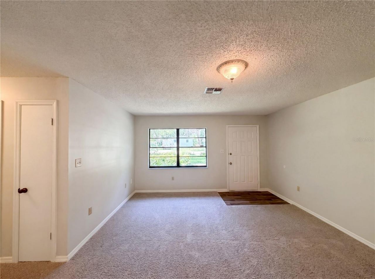 2505 Velma Terrace, Leesburg, FL 34748 Photo