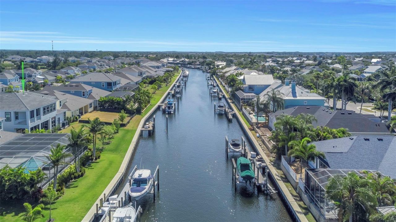 1016 Signet Drive, Apollo Beach, FL 33572 Photo