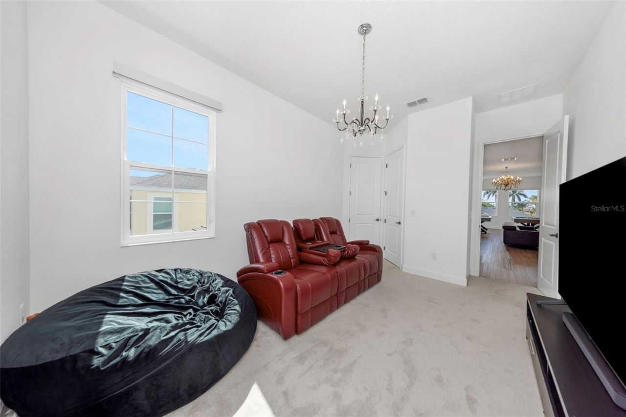 1016 Signet Drive, Apollo Beach, FL 33572 Photo