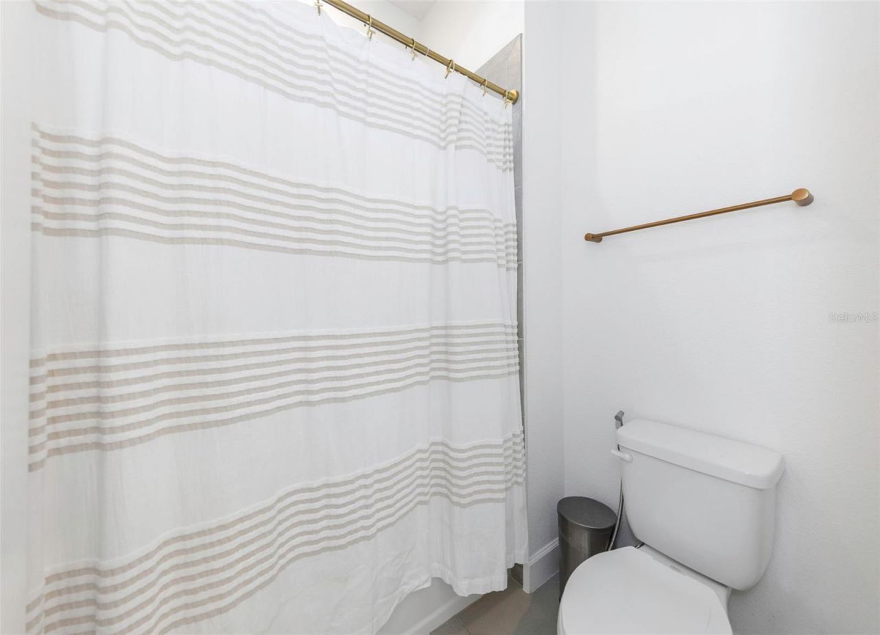 1016 Signet Drive, Apollo Beach, FL 33572 Photo