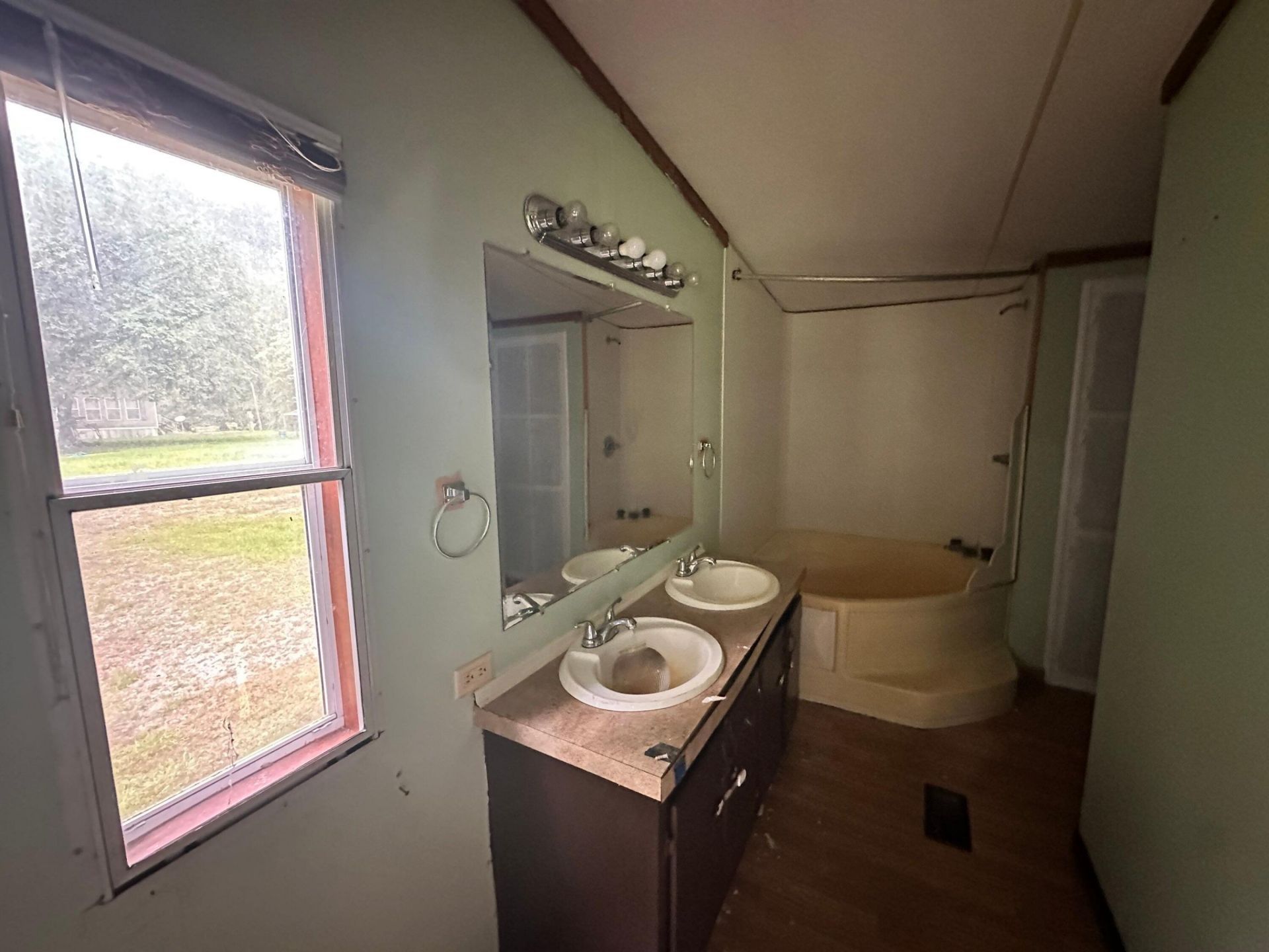 186 Lone Lane Drive Photo 29