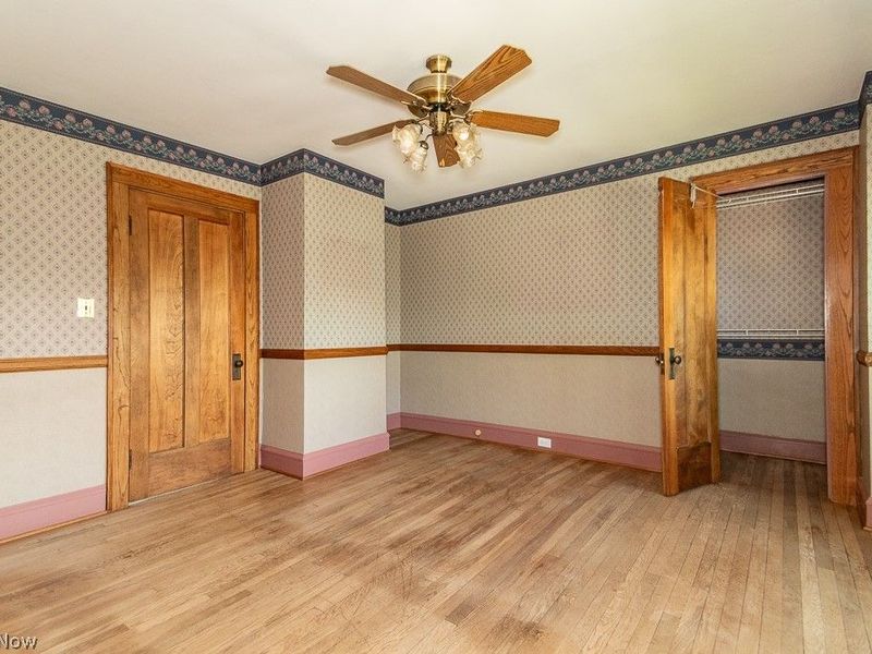 17709 Crestland Road, Cleveland, OH 44119 Photo 29