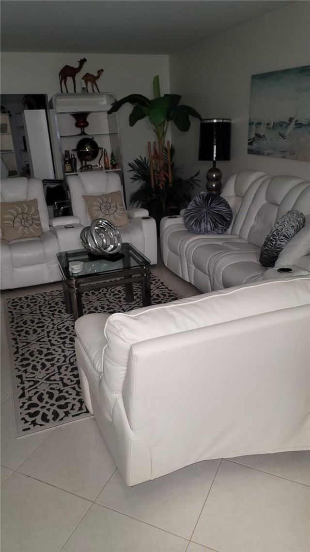 6574 Burning Wood Drive, Unit 101, Boca Raton, FL 33433 Photo