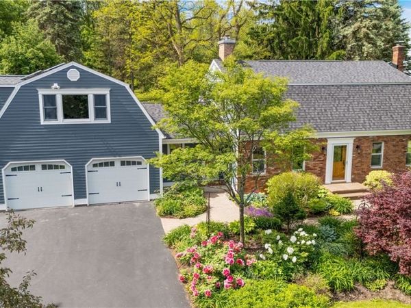 7534 Broadfield Road, Manlius, NY 13104