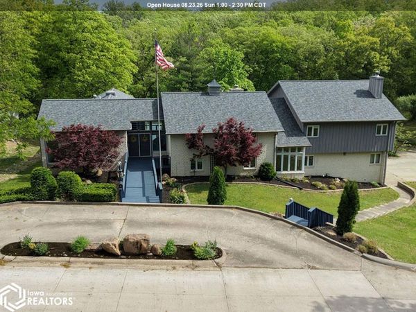 53 Woodshire Drive, Ottumwa, IA 52501