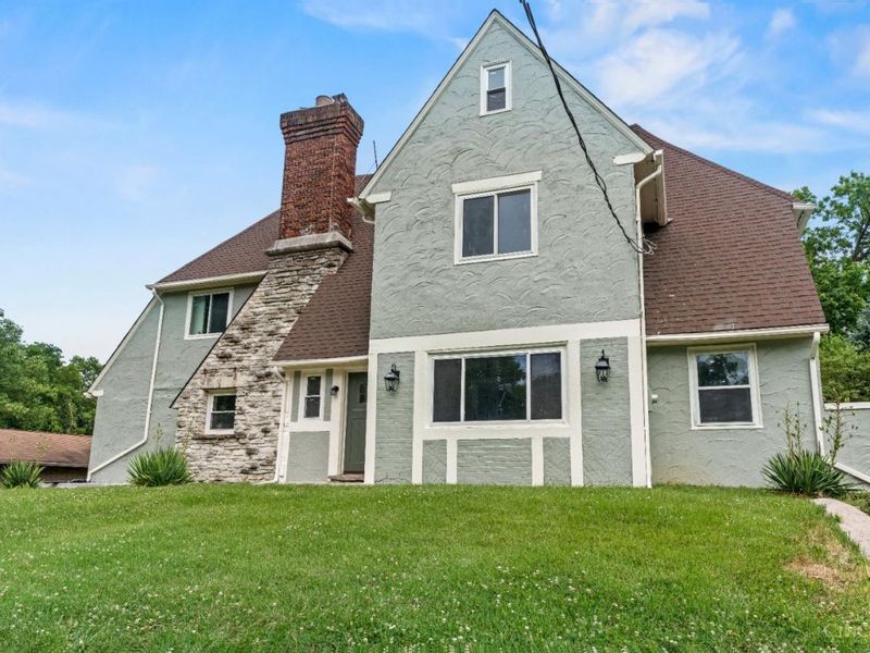 4150 Paddock Road, Cincinnati, OH 45229 Photo 2
