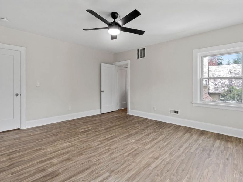 4150 Paddock Road, Cincinnati, OH 45229 Photo 46
