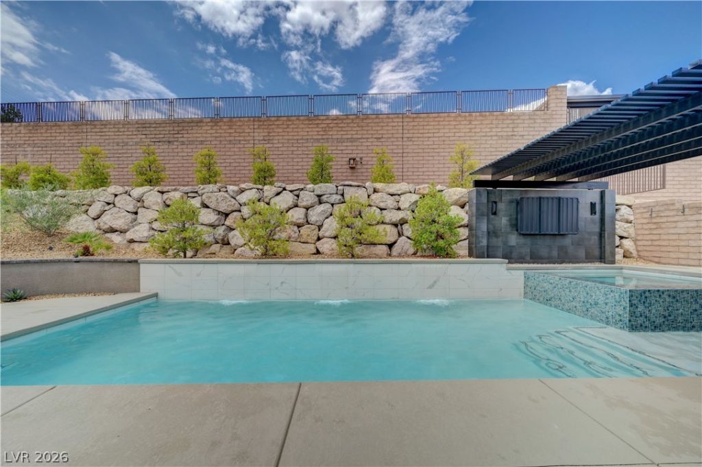 2741 Native Leaf Court, Las Vegas, NV 89138