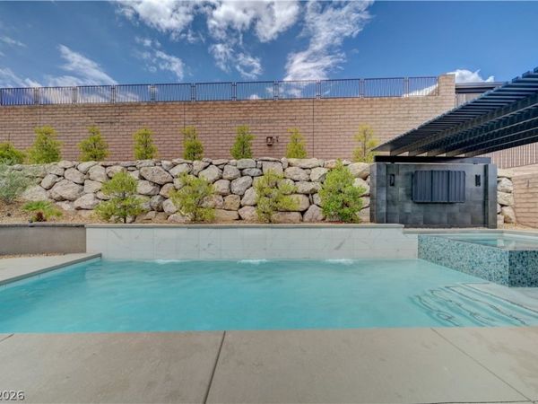 2741 Native Leaf Court, Las Vegas, NV 89138