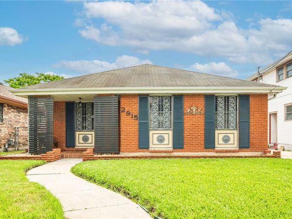 2915 PARIS Avenue , New Orleans, LA 70119