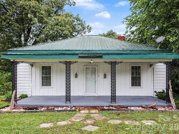 58 Poplar Street, Great Falls, SC 29055