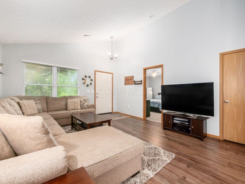 602 Brave Drive, Unit 260, Galloway, OH 43119 Photo 8