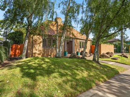 945 44th St, Sacramento, CA 95819 Photo