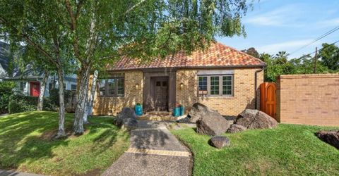 945 44th St, Sacramento, CA 95819 Photo