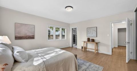 945 44th St, Sacramento, CA 95819 Photo
