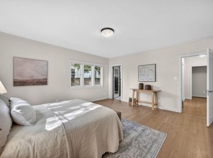 945 44th St, Sacramento, CA 95819 Photo