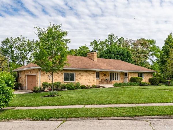 3299 Hillpoint Lane, Dayton, OH 45414
